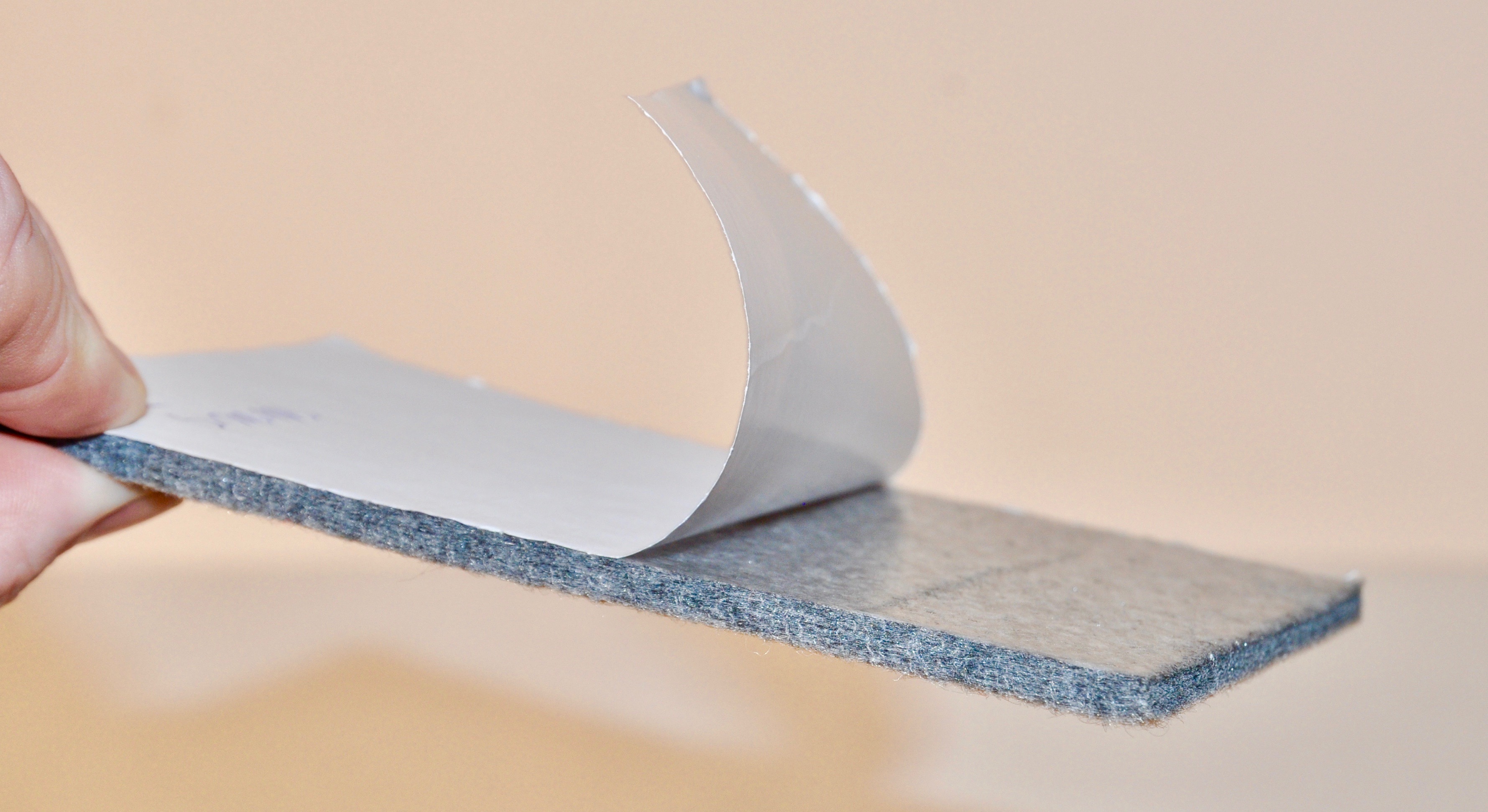 DSC_0178JaYMcT47jS5nQ Filzgleiter rund 50mm ( 4 Stück )