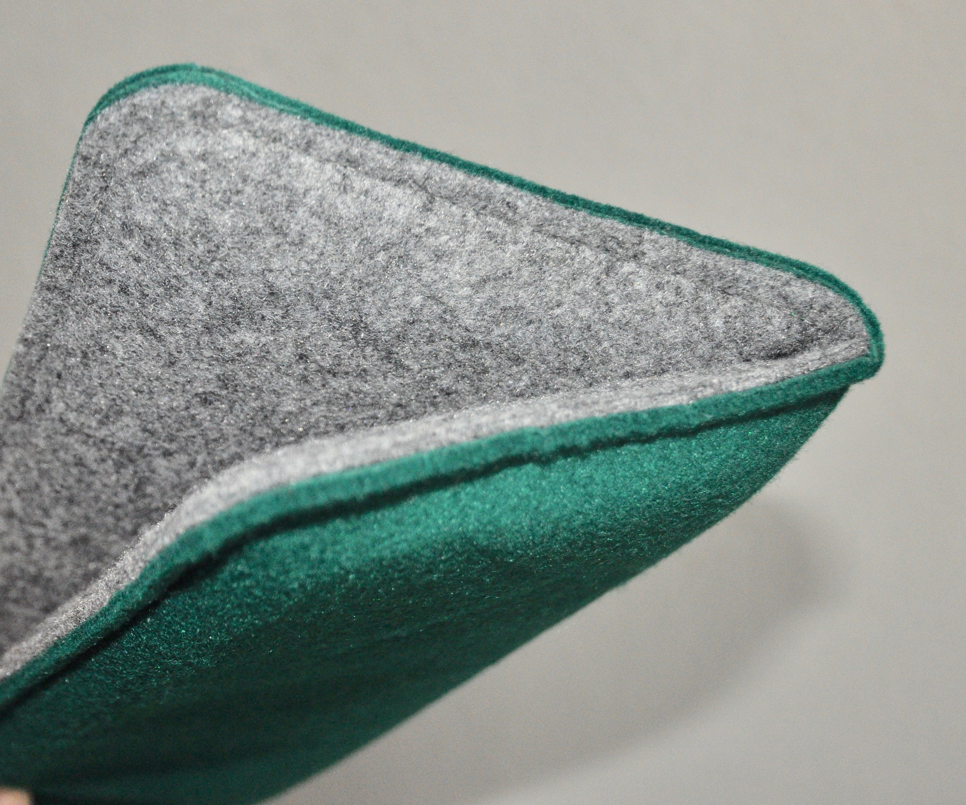 DSC_0099 Filz Klapp Kissen 32 x 32cm 28mm dick