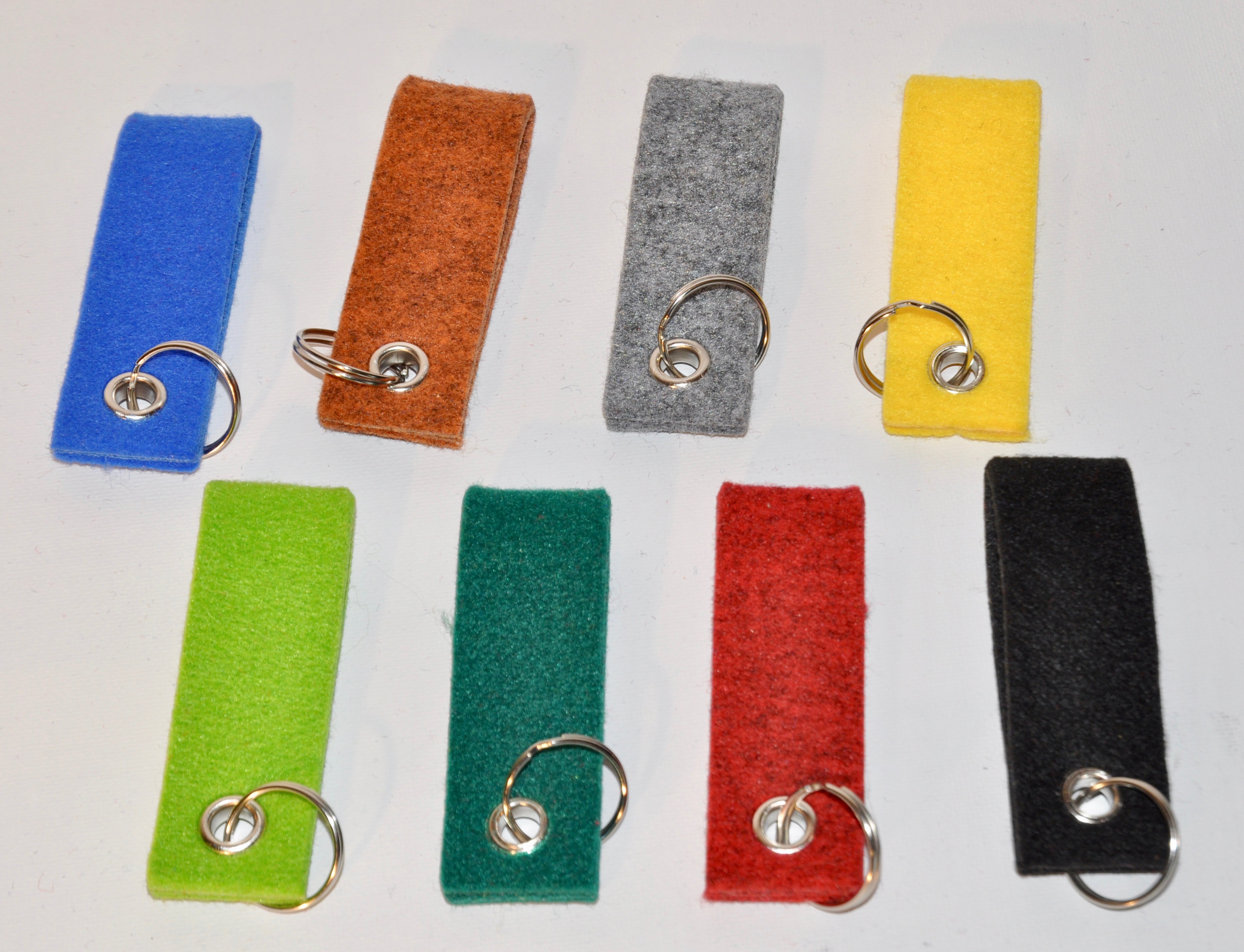 DSC_0166 Filz Schlüsselanhänger LANG 9 cm ( 5 Stück )